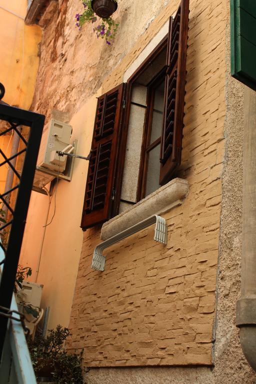 Rooms Da Angelica Old City 2 ロヴィニ エクステリア 写真