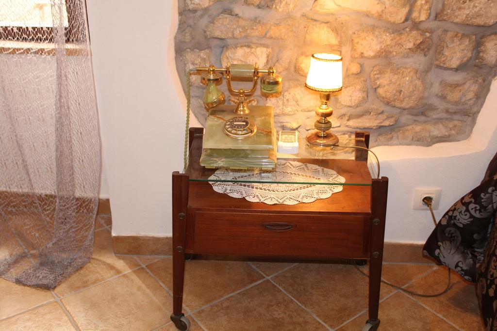 Rooms Da Angelica Old City 2 ロヴィニ エクステリア 写真