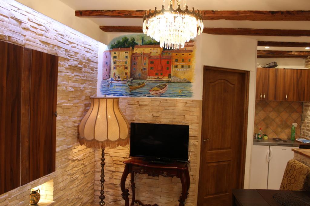 Rooms Da Angelica Old City 2 ロヴィニ エクステリア 写真